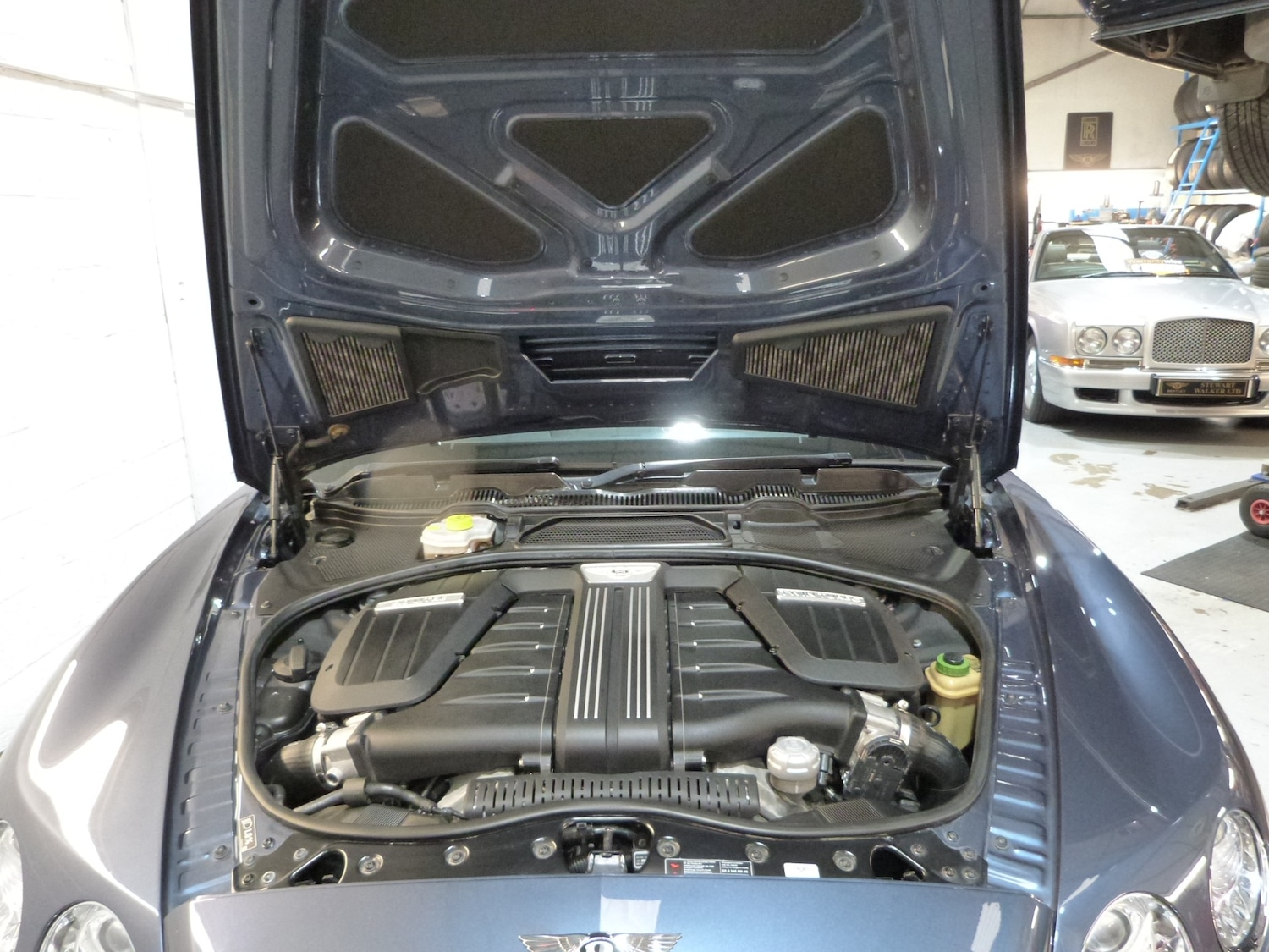 Used Bentley Continental 2015 for sale - 77296339: Photo 32