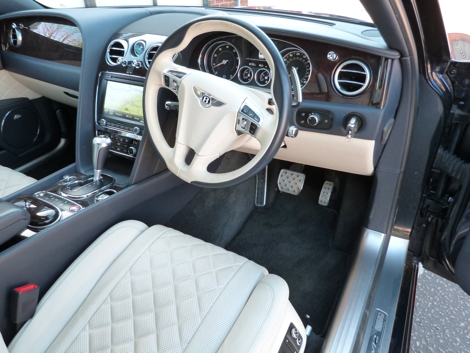 Used Bentley Flying Spur 2016 for sale - 78063890: Photo 28