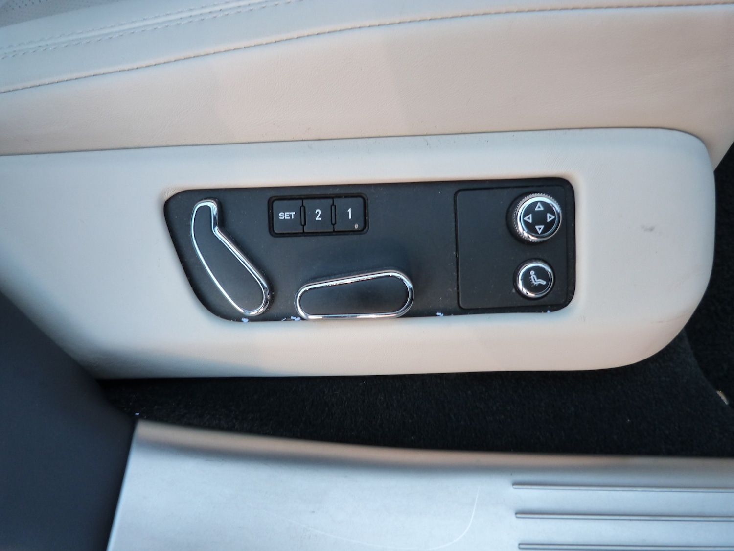 Used Bentley Flying Spur 2016 for sale - 78063890: Photo 29