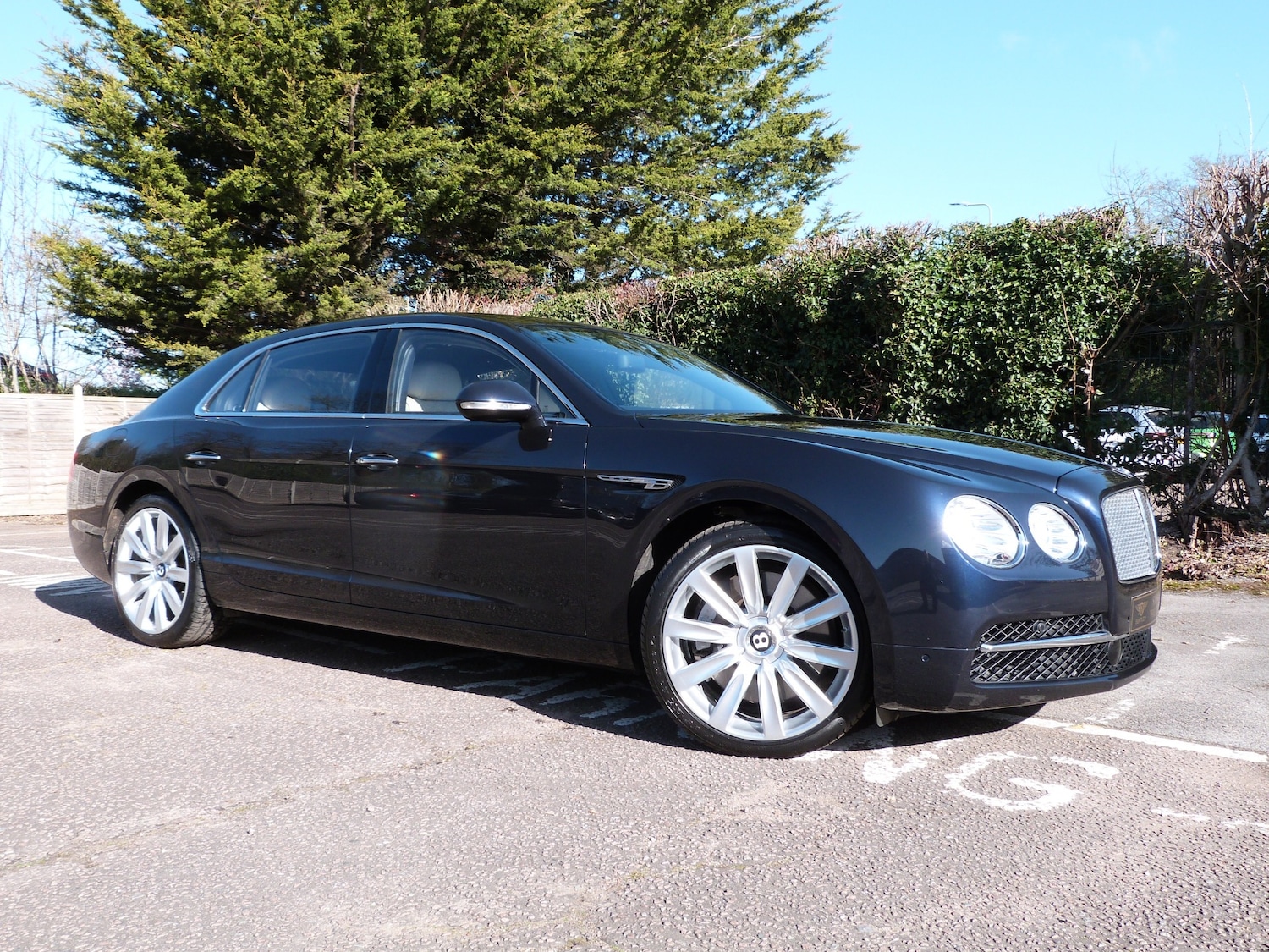Used Bentley Flying Spur 2016 for sale - 78063890: Photo 3