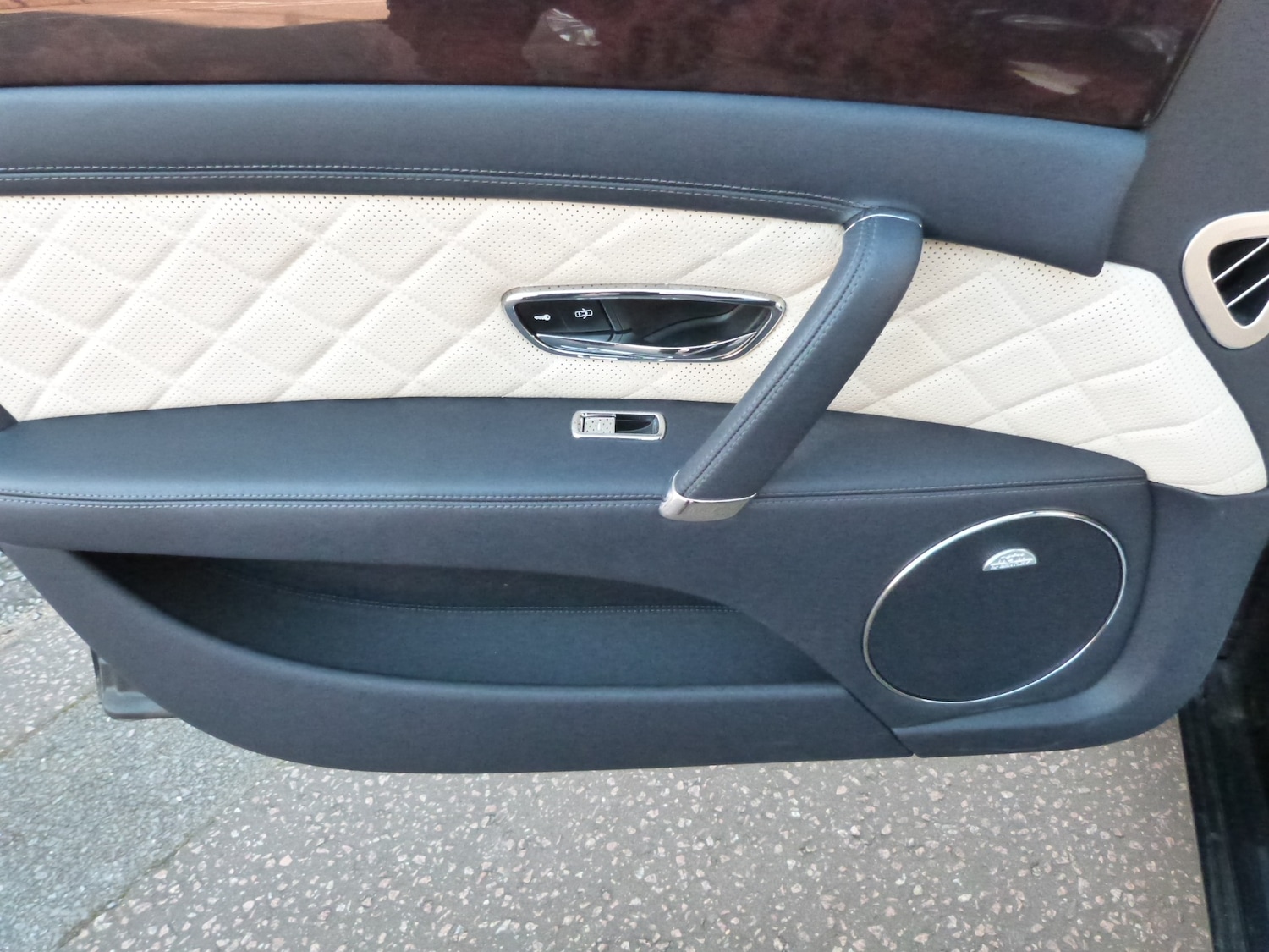 Used Bentley Flying Spur 2016 for sale - 78063890: Photo 43