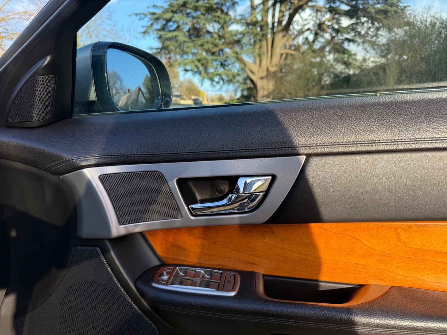 Used Jaguar XF 2010 for sale - 78009346: Photo 13