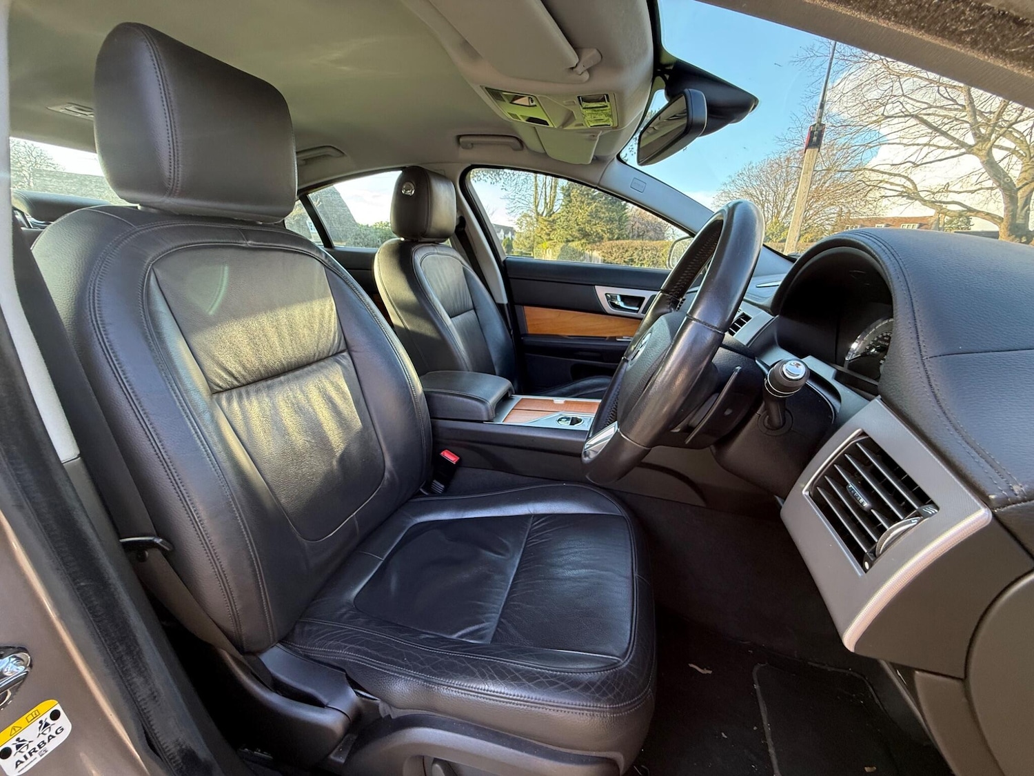 Used Jaguar XF 2010 for sale - 78009346: Photo 15