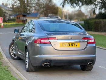 Used Jaguar XF 2010 for sale - 78009346: Photo