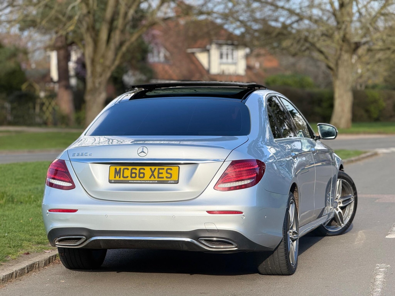 Used Mercedes-Benz E Class 2017 for sale - 77927687: Photo 4