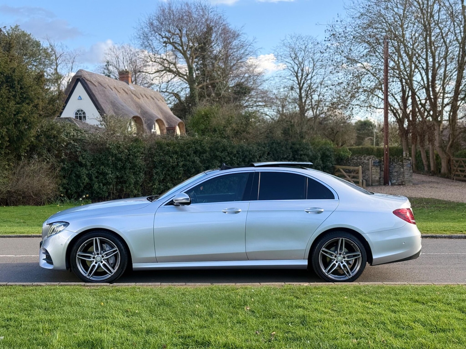 Used Mercedes-Benz E Class 2017 for sale - 77927687: Photo 6