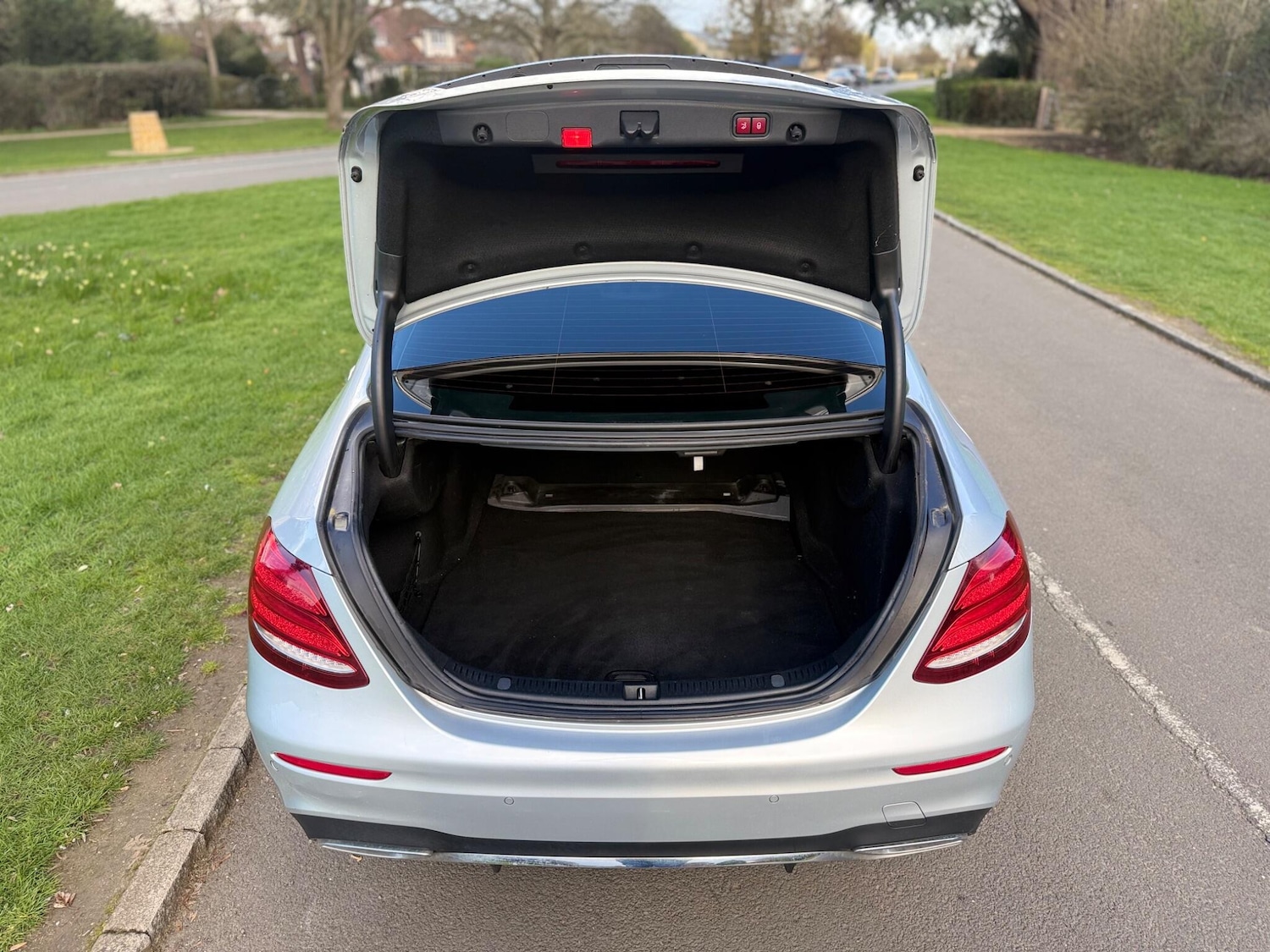 Used Mercedes-Benz E Class 2017 for sale - 77927687: Photo 9