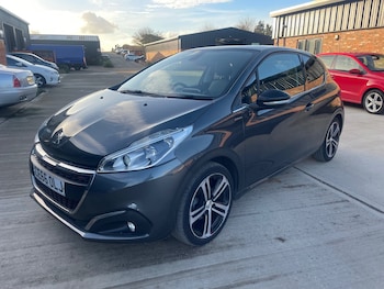 Used Peugeot 208 2016 for sale - 78412955: Photo