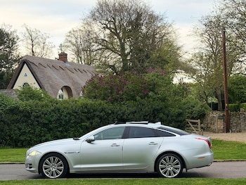 Used Jaguar XJ 2013 for sale - 78257893: Photo