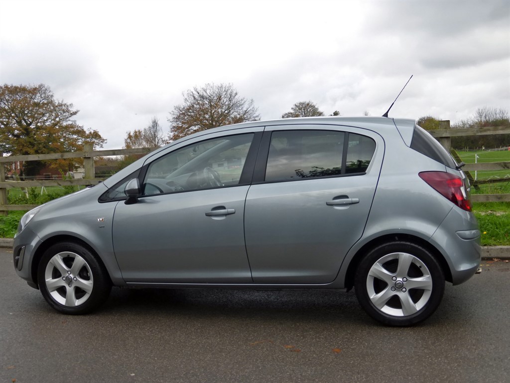 Used Vauxhall Corsa 2014 for sale - 76589978: Photo 4
