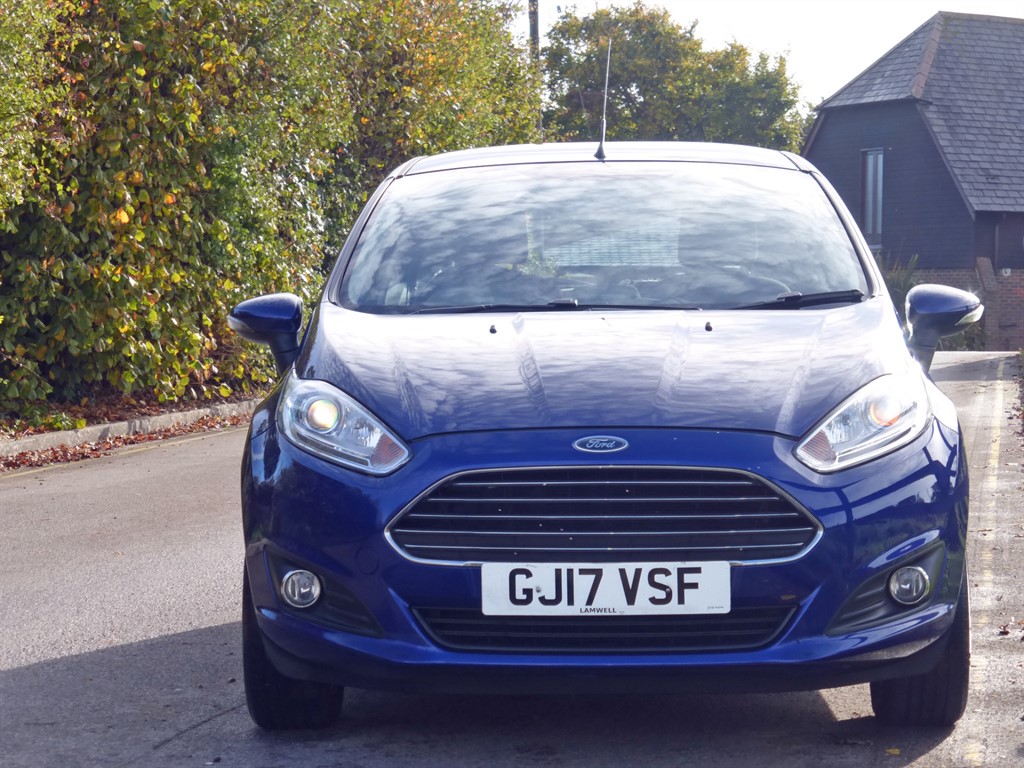 Used Ford Fiesta 2017 for sale - 76344236: Photo 2