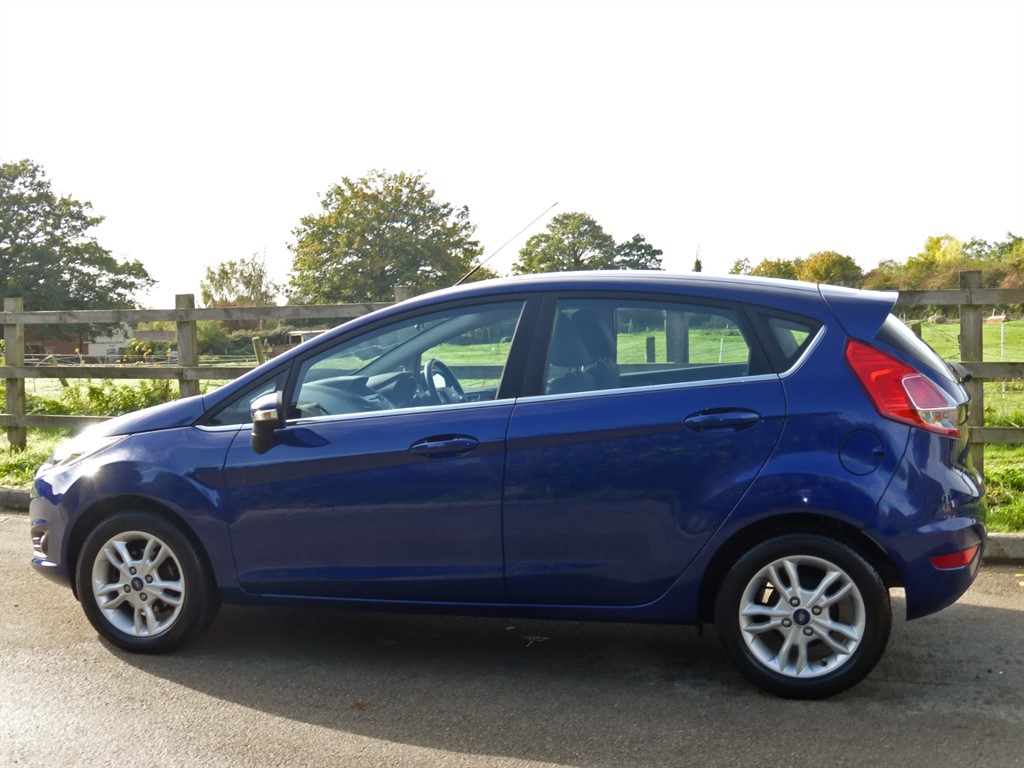 Used Ford Fiesta 2017 for sale - 76344236: Photo 4