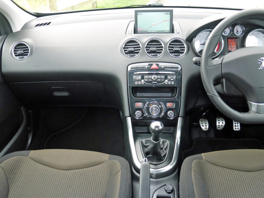 Used Peugeot 308 2013 for sale - 77476688: Photo 20