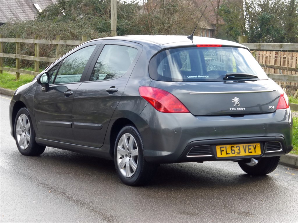 Used Peugeot 308 2013 for sale - 77476688: Photo 6