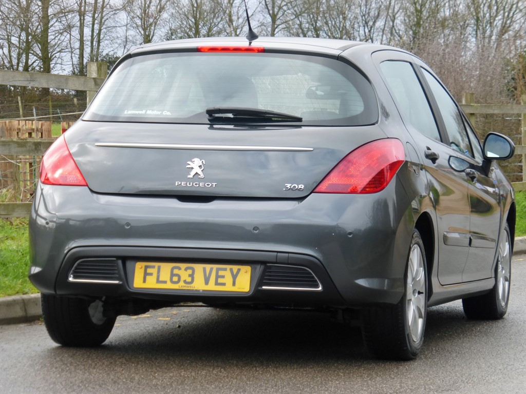 Used Peugeot 308 2013 for sale - 77476688: Photo 8