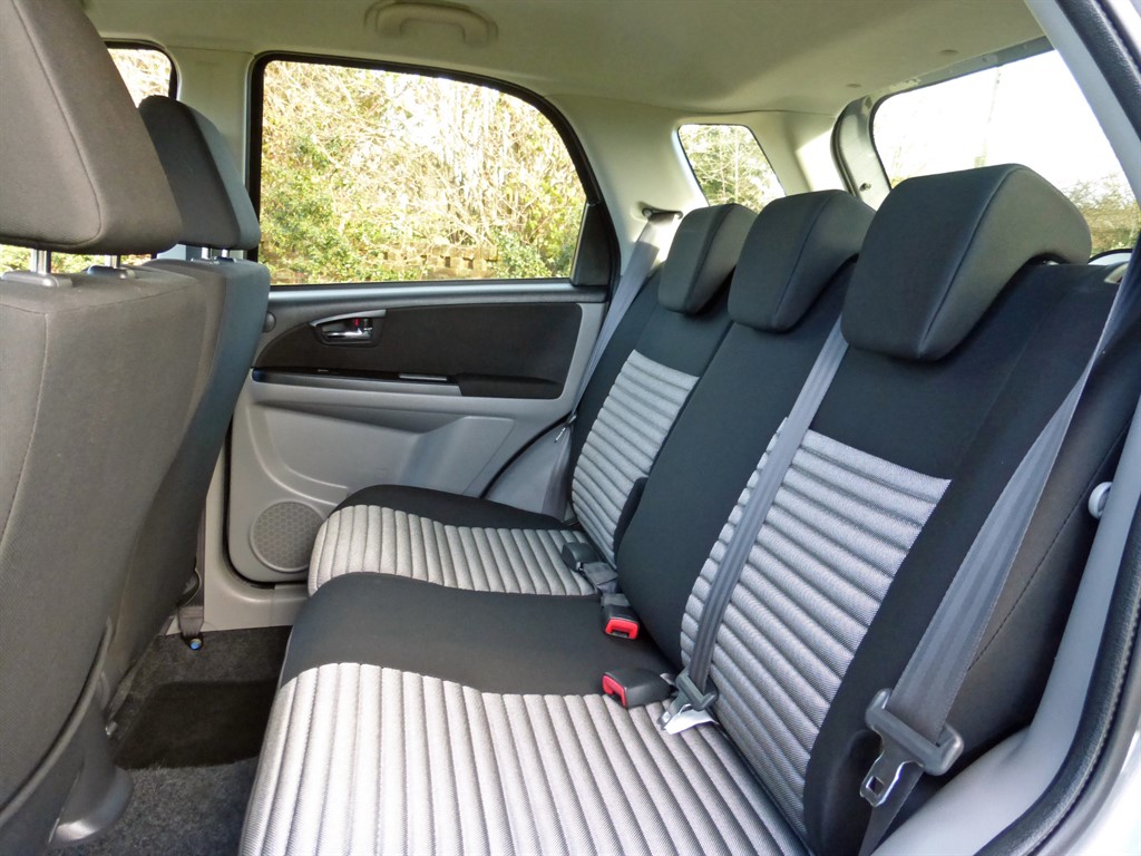 Used Suzuki SX4 2014 for sale - 77116320: Photo 10