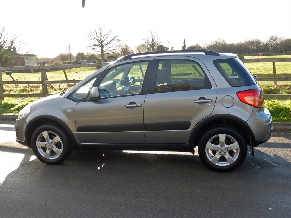 Used Suzuki SX4 2014 for sale - 77116320: Photo 4