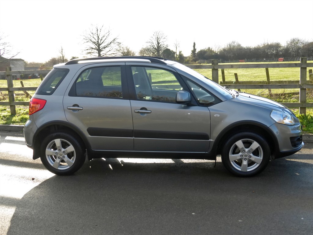 Used Suzuki SX4 2014 for sale - 77116320: Photo 5