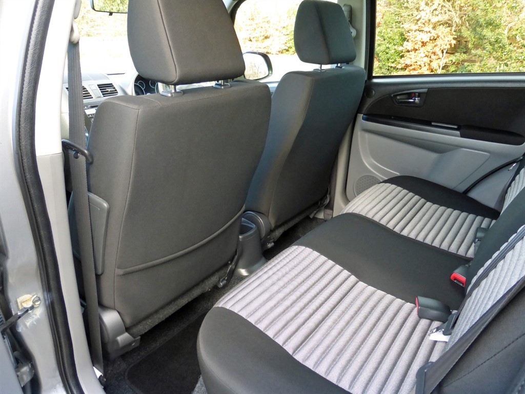 Used Suzuki SX4 2014 for sale - 77116320: Photo 9