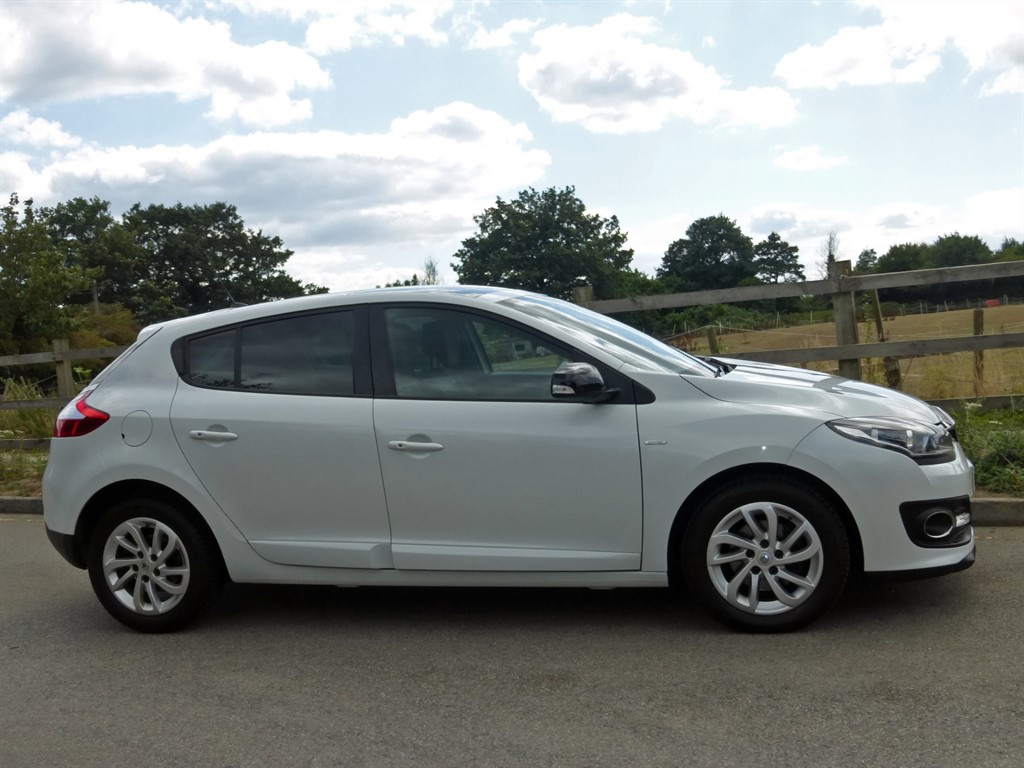 Used Renault Megane 2015 for sale - 76344250: Photo 5
