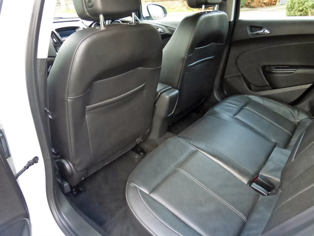 Used Vauxhall Astra 2015 for sale - 77235656: Photo 10