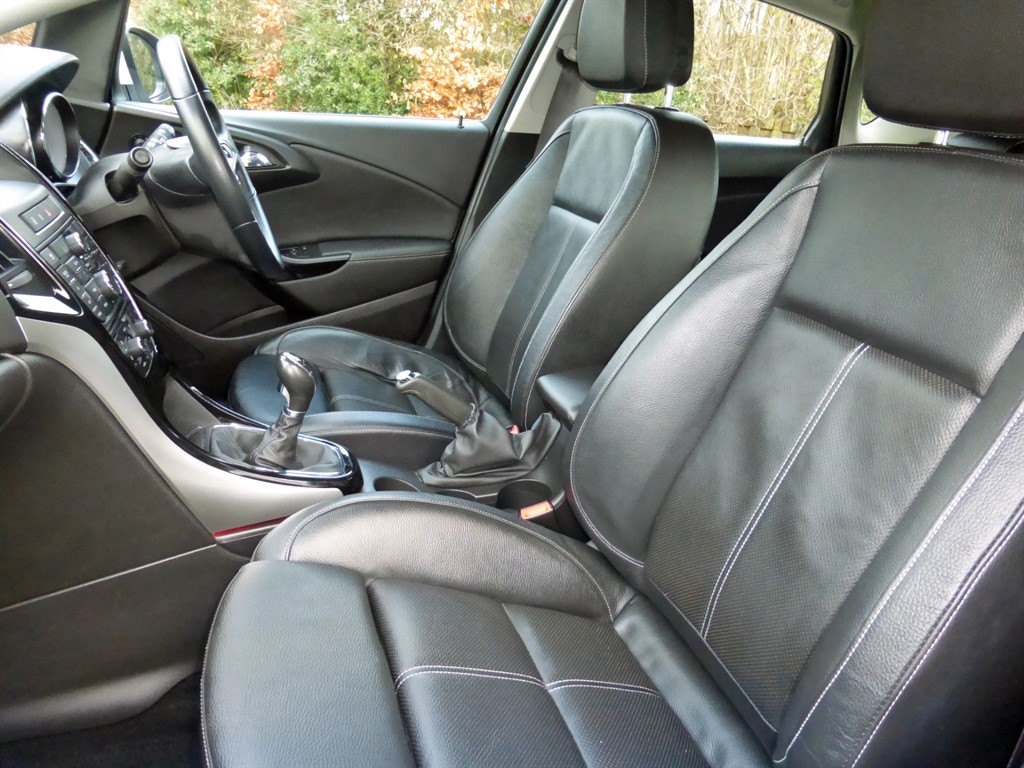 Used Vauxhall Astra 2015 for sale - 77235656: Photo 14