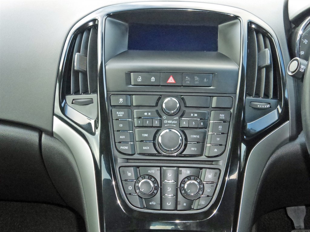 Used Vauxhall Astra 2015 for sale - 77235656: Photo 18