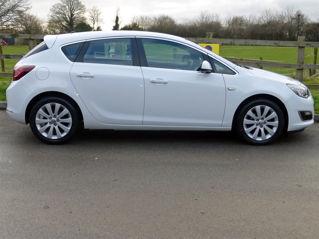Used Vauxhall Astra 2015 for sale - 77235656: Photo 5