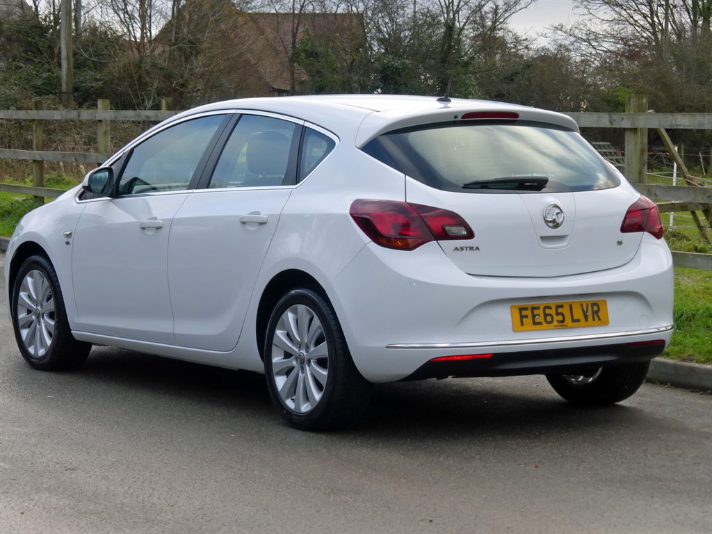 Used Vauxhall Astra 2015 for sale - 77235656: Photo 6