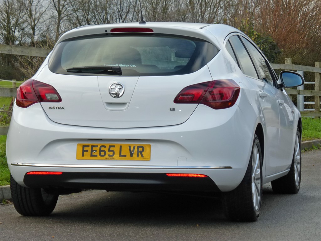 Used Vauxhall Astra 2015 for sale - 77235656: Photo 8