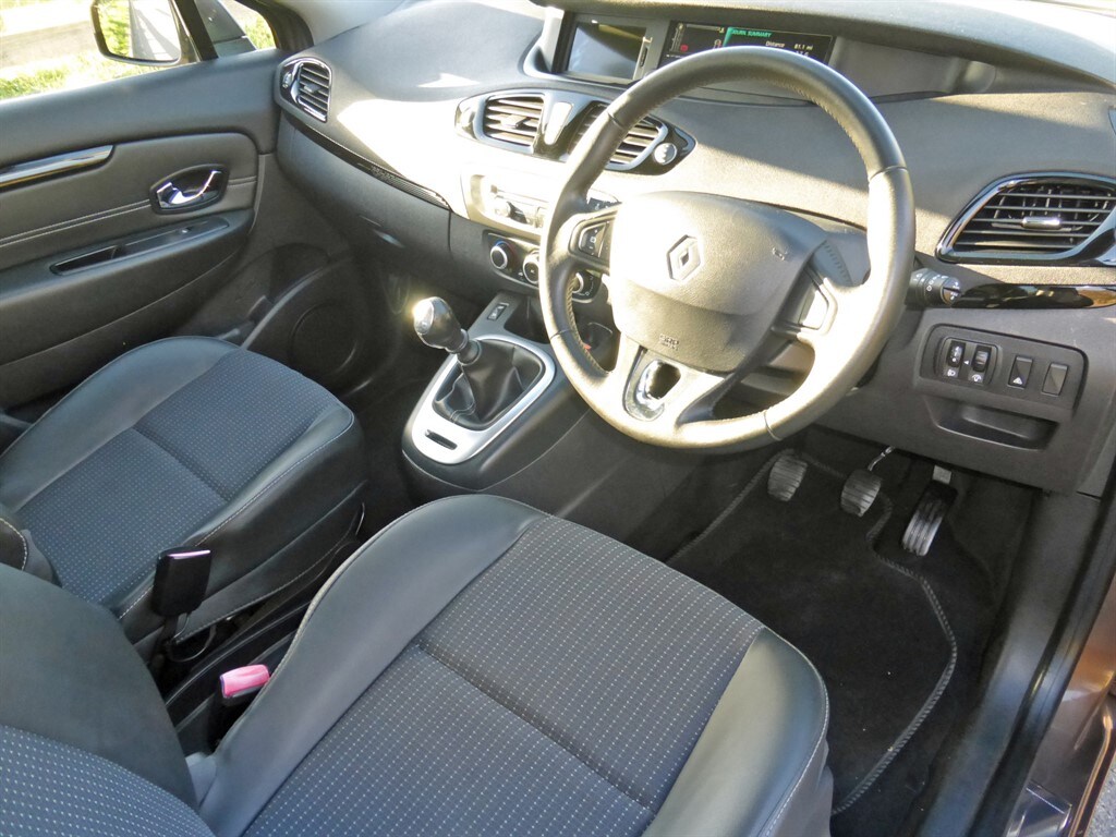 Used Renault Scenic 2014 for sale - 76640659: Photo 15