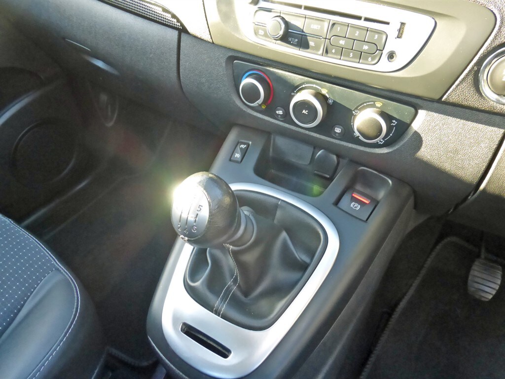 Used Renault Scenic 2014 for sale - 76640659: Photo 17