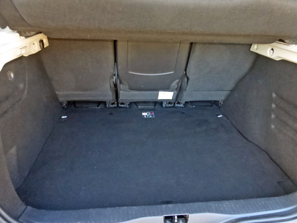 Used Renault Scenic 2014 for sale - 76640659: Photo 23