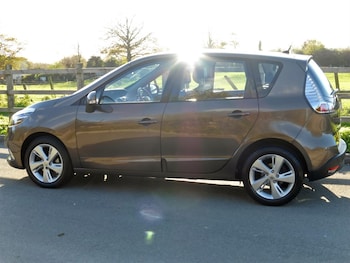 Used Renault Scenic 2014 for sale - 76640659: Photo