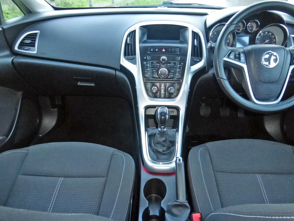 Used Vauxhall Astra 2015 for sale - 76796681: Photo 17