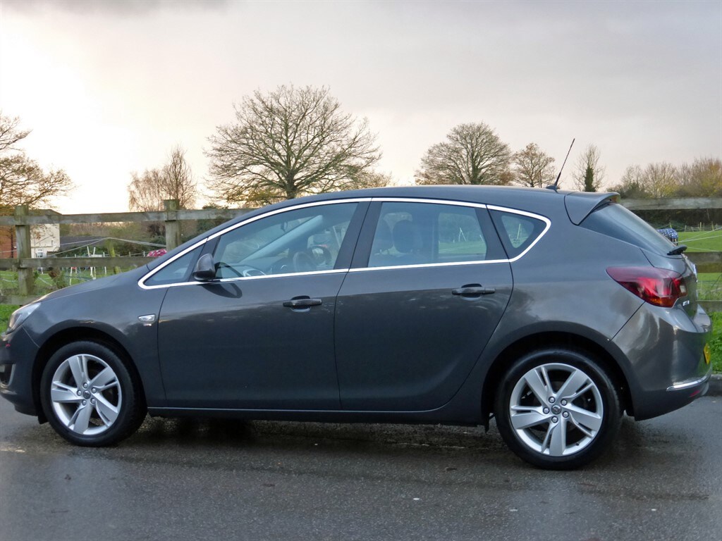 Used Vauxhall Astra 2015 for sale - 76796681: Photo 4