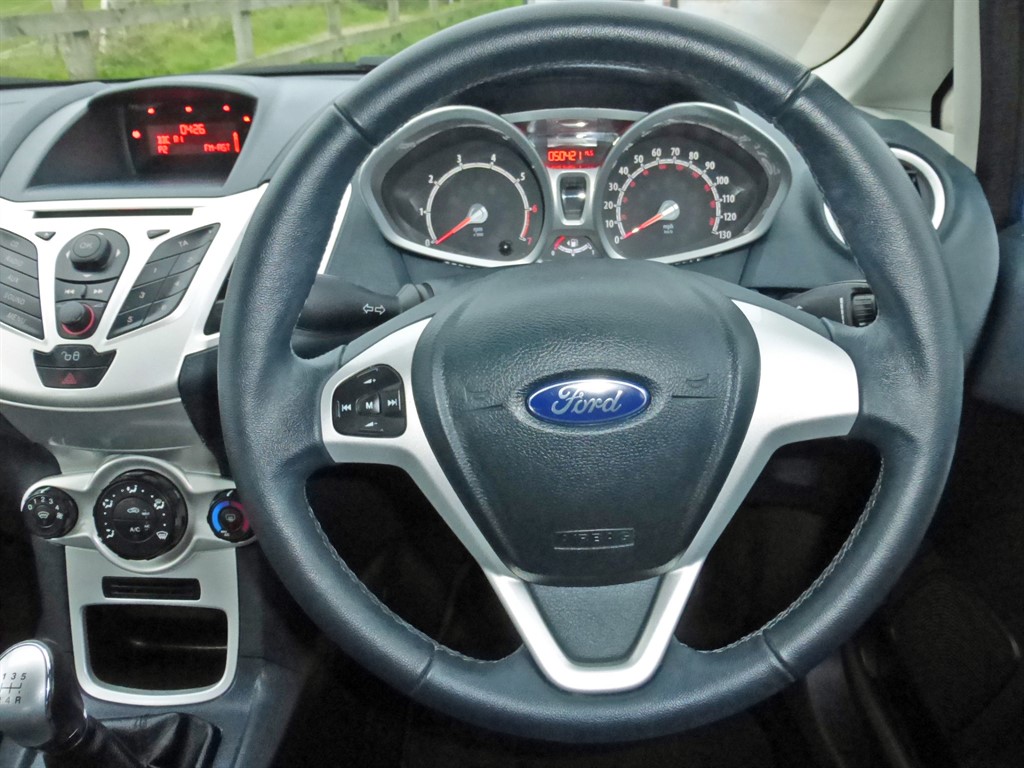 Used Ford Fiesta 2012 for sale - 76971628: Photo 19