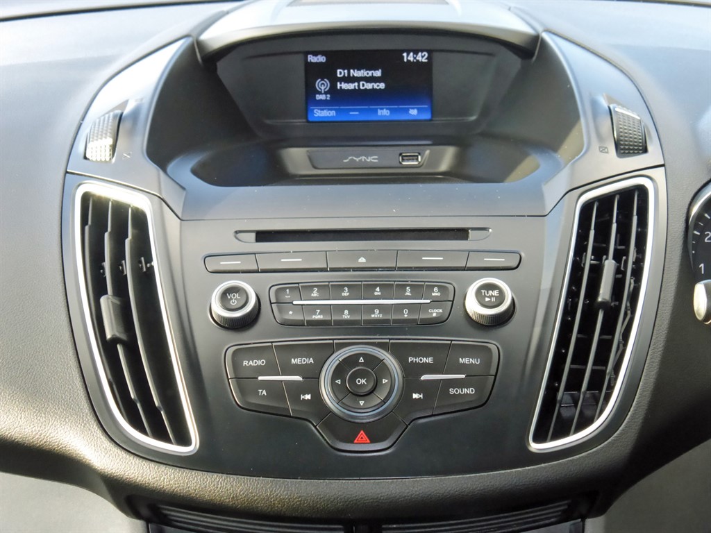 Used Ford C-Max 2015 for sale - 76796675: Photo 17