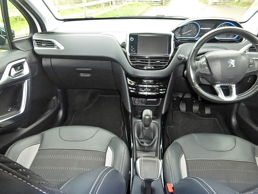 Used Peugeot 2008 2016 for sale - 76922071: Photo 17