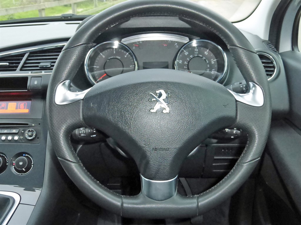 Used Peugeot 3008 2016 for sale - 77036466: Photo 19