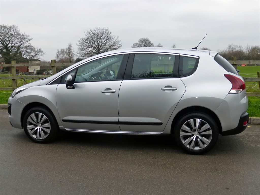 Used Peugeot 3008 2016 for sale - 77036466: Photo 4