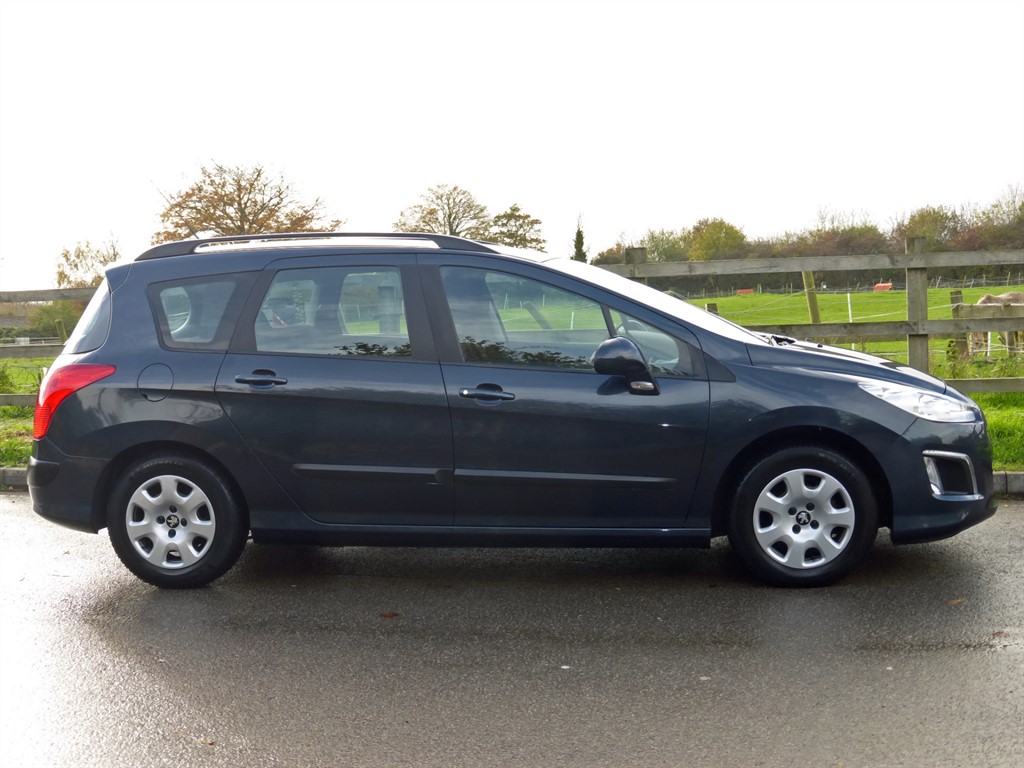 Used Peugeot 308 2014 for sale - 76557099: Photo 5