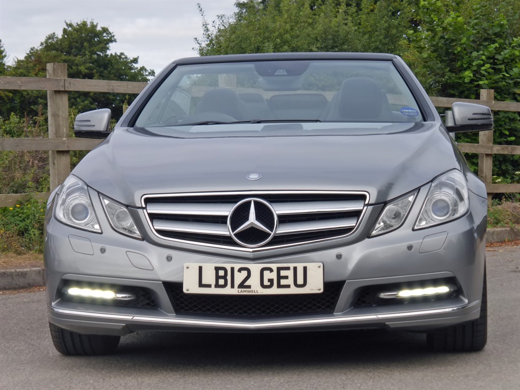Used Mercedes-Benz E Class 2012 for sale - 76480007: Photo 2