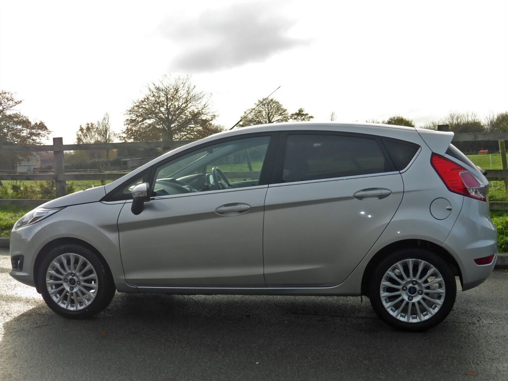 Used Ford Fiesta 2013 for sale - 76589971: Photo 4