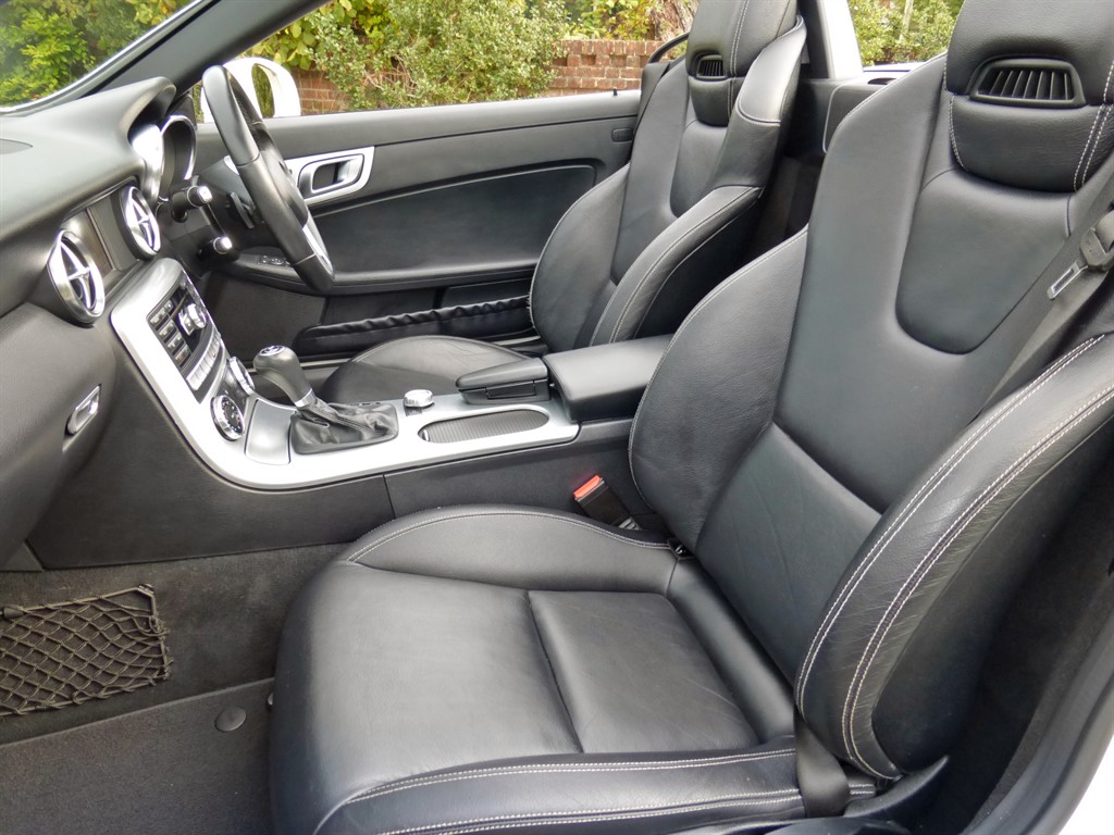 Used Mercedes-Benz SLK 2012 for sale - 76130987: Photo 14