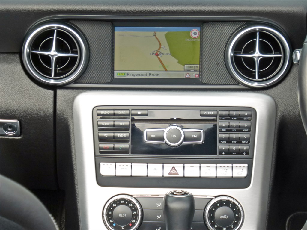 Used Mercedes-Benz SLK 2012 for sale - 76130987: Photo 19