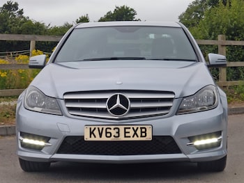 Used Mercedes-Benz C-Class 2013 for sale - 75569870: Photo