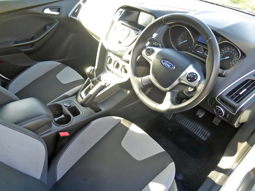 Used Ford Focus 2014 for sale - 76393828: Photo 14