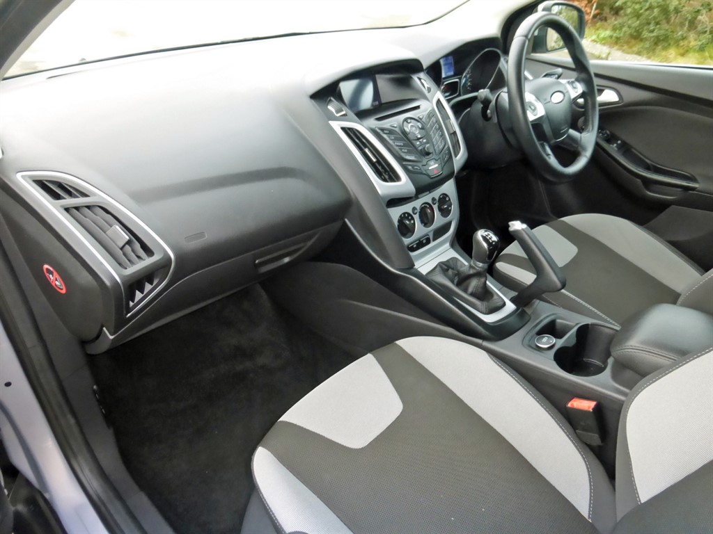 Used Ford Focus 2014 for sale - 77261925: Photo 13