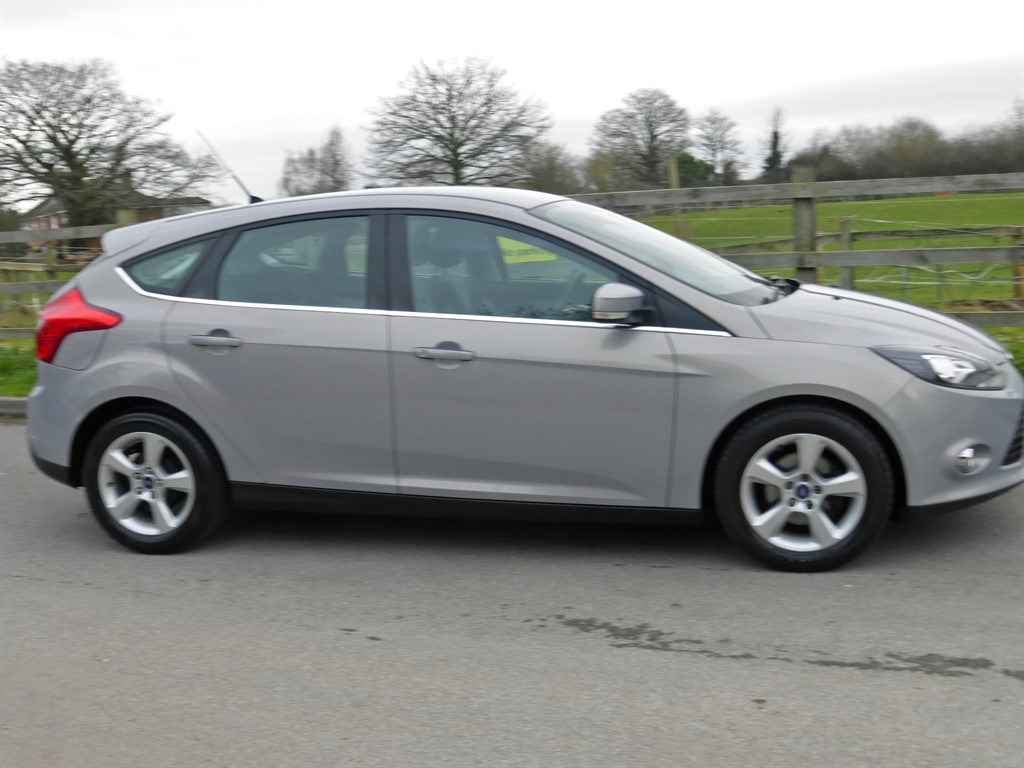 Used Ford Focus 2014 for sale - 77261925: Photo 5